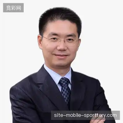 董强瑞